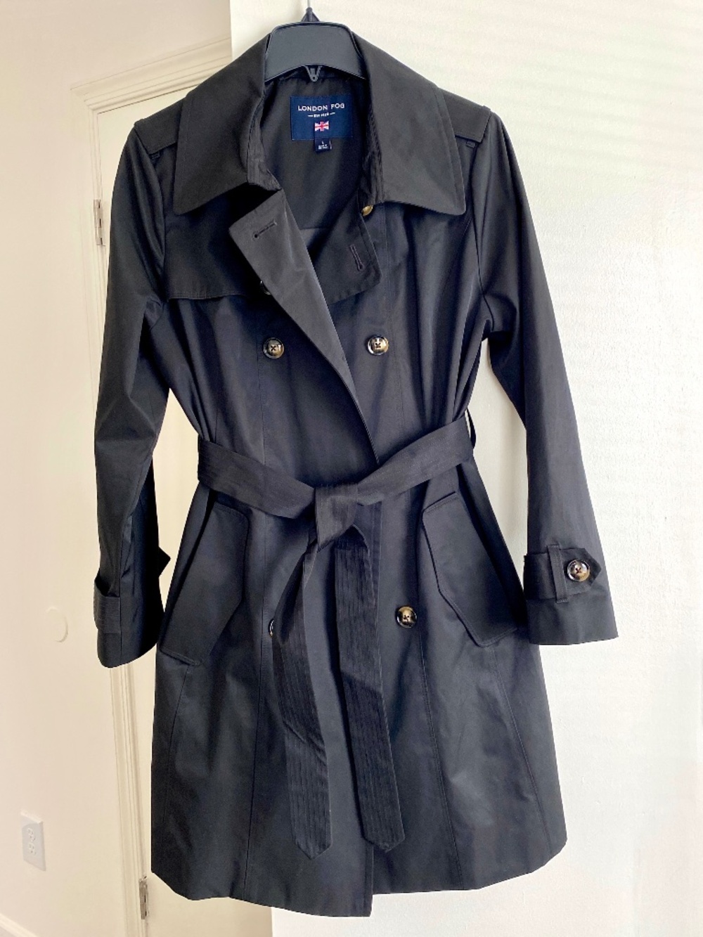 London Fog Women’s Trench Coat Size L Black Belted Lined Cotton Blend